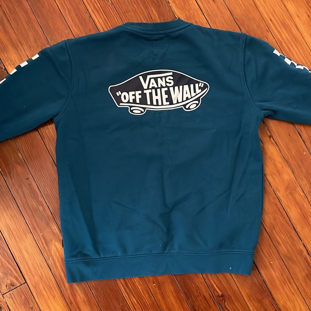 Vans “Off The Wall” Sweatshirt.
